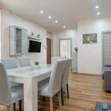 Apartamento Oreto Station *